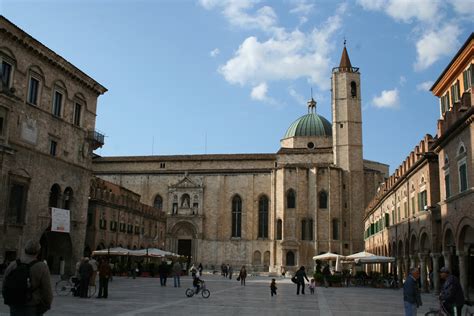 TOP WORLD TRAVEL DESTINATIONS: Ascoli Piceno, Italy