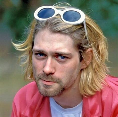 Pin De Sssarlotee Em Kurt Cobain Kurt Cobain Cantores Musica