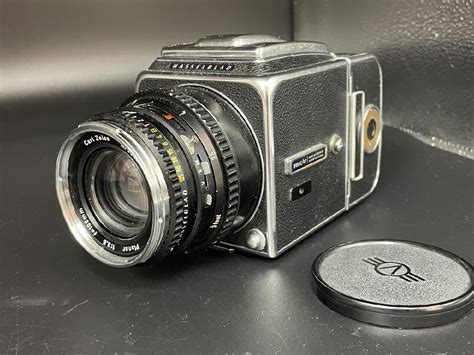 傷や汚れあり 希少品 HASSELBLAD ハッセルブラッド 中判カメラ 500C M Carl Zeiss Planar f