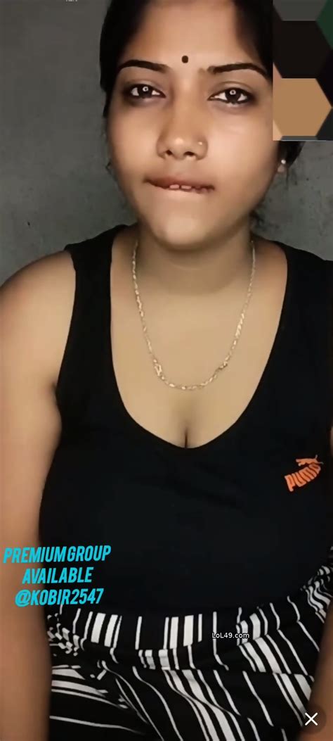 Chamet Sexy Aunty Pussy Show