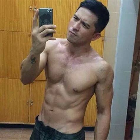 Dennis Trillo D Best Gym Workout Japanese Boyfriend Hot Asian Men