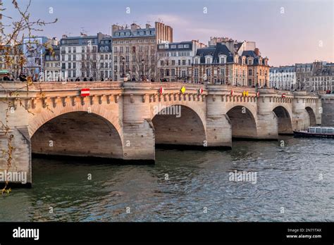 Pont Neuf Bridge, Paris, France Stock Photo - Alamy