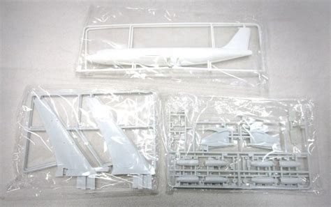 Yahoo Minicraft Model Kits Boeing