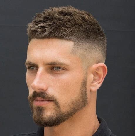 Coupe cheveux court homme dégradé Style et Beauté