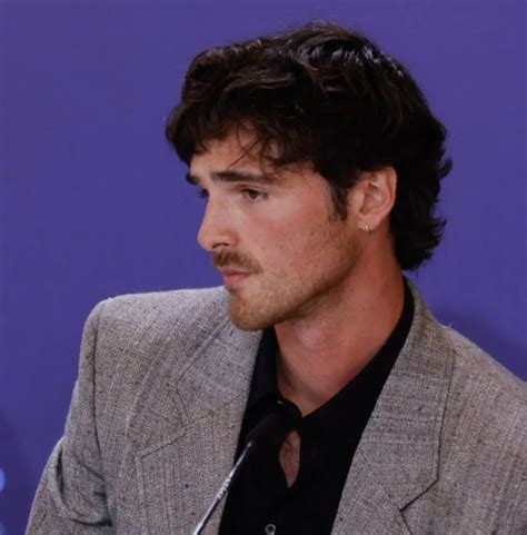 Jacob Elordi In Long Hair Beard Hair And Beard Styles Long