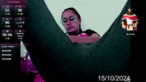 Big Booty Long Legs Babe Close Up Webcam Masturbate