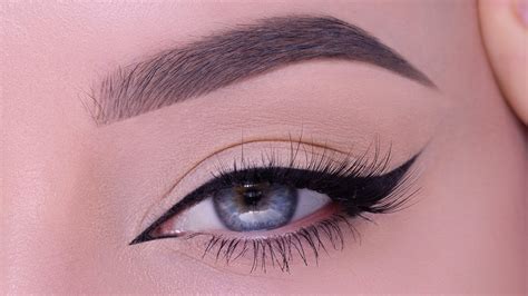 Easy Foxy Eye Look Using Only Eyeliner Youtube