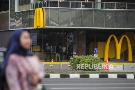 Gerai Mcdonald S Sarinah Dan Starbucks Tutup Saat Aksi Bela Palestina