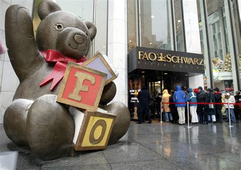 FAO Schwarz Is Making a NYC Comeback in Rockefeller Center | Observer