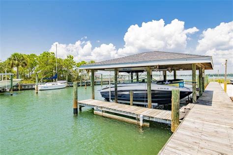 EXTRAORDINARY LOCATION ON ONO ISLAND Alabama Luxury Homes Mansions