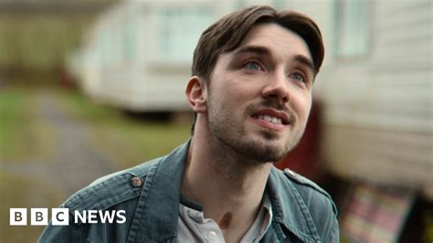 Sex Education Isaac Actor George Robinson Gets Intimate About Disability