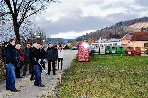 Neuer Standort F R Altglascontainer