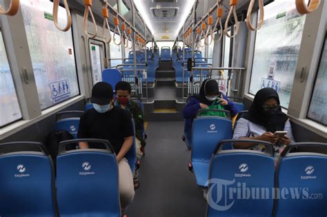 Uji Coba Operasi Bus Listrik Transjakarta Foto Tribunnews