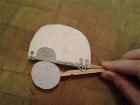 Easter craft – Jesus is risen! | Easter preschool, Easter jesus crafts ...