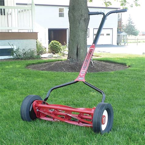 Mascot Silent Cut Reel Mower: 21 Inch | Lehman's