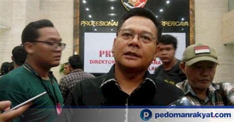 KPK Berhentikan Dengan Hormat Direktur Penyelidikan Endar Priantoro