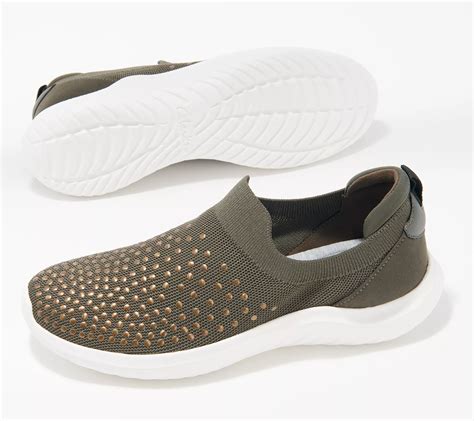 Clarks Slip On Shoes Deals