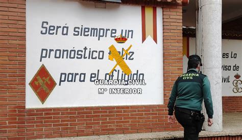 Un Guardia Civil Fuera De Servicio Salva A Un Hombre De Morir Ahogado