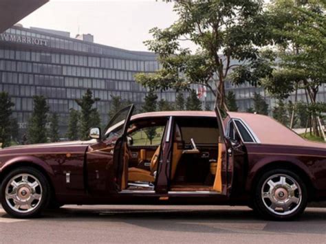 Ng I P V Xe Nh M N Si U M U C C Hot Quy N R Sexy B N Si U Xe