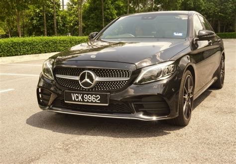 Mercedes-Benz C 300 AMG Line: Top of the class | CarSifu