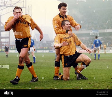 Wolverhampton Wanderers V Leicester City 1 2 92 Steve Bull Celebrates