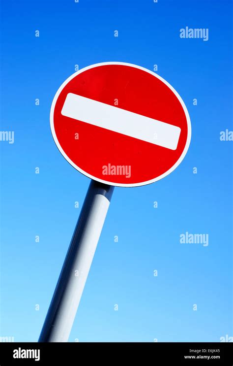 No Entry sign on a pole Stock Photo - Alamy