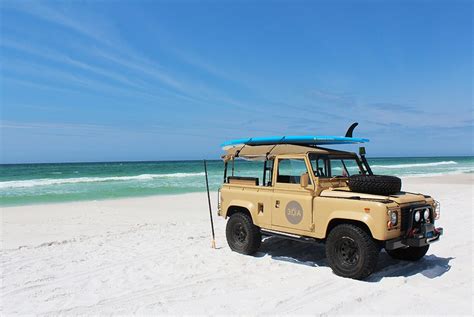 1000-30A Land Rover on Beach HI-RES (2) - 30A