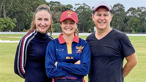 Tamara Wrigley Buys Bpl Moreton Magic Cricket Team The Cairns Post