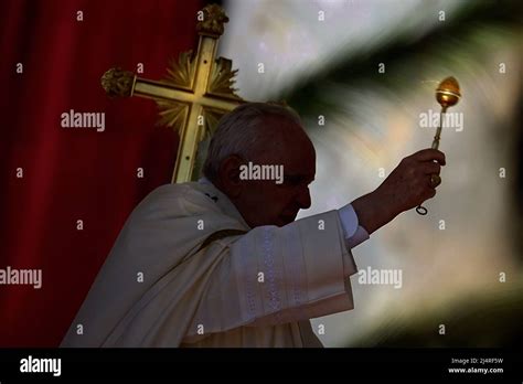 Papa Francesco Messa Di Pasqua In Piazza San Pietro Immagini E