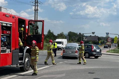 Gro Ny Wypadek Na Ulicy Cmentarnej W Kielcach Kobieta W Szpitalu