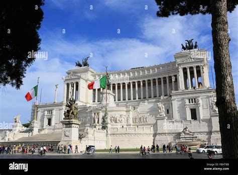 National Monument Of Victor Emmanuel Ii Rome Italy Stock Photo Alamy