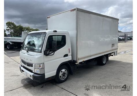 Buy Used 2017 Mitsubishi Fuso 2017 Mitsubishi Fuso Canter 515 4x2