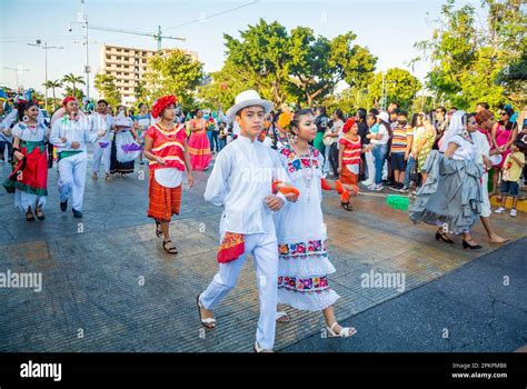 Cancun Quintana Roo Mexico A Female And A Mele With Traditional