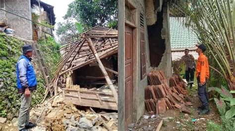 RRI Co Id Puluhan Rumah Di Sukabumi Terdampak Gempa Bumi Banten