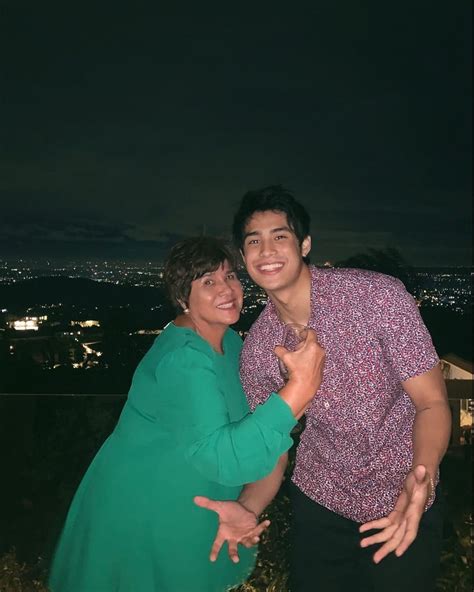 Donny Pangilinan Biography Age And Career Ovation Wiki Site Web Base