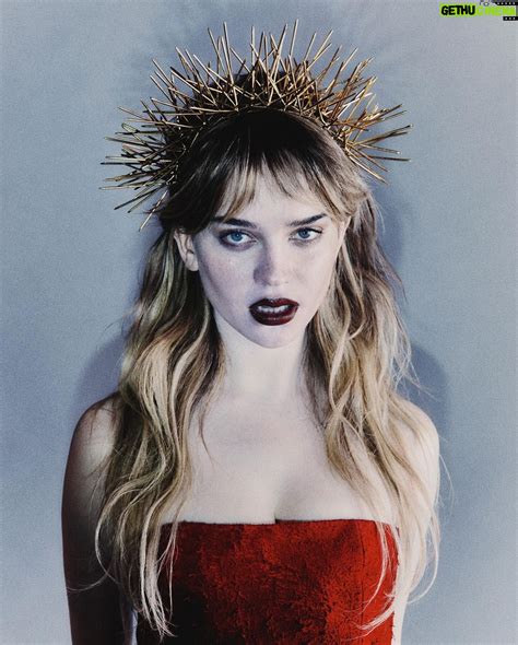 Sophie Thatcher Wiki, Biography, Age, Gallery, Spouse and more