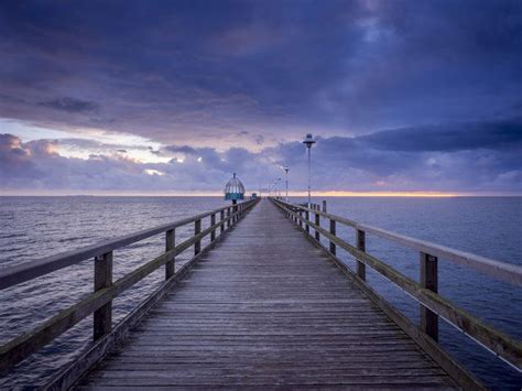 How To Use A Vanishing Point In Photography For Composition