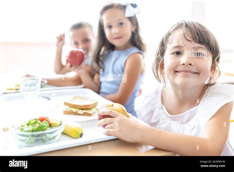 Student Lunch Tables At Jamie Mealmaker Blog