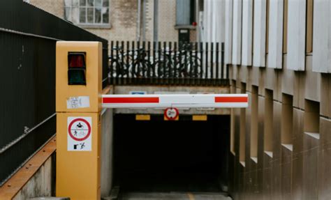 Fonctionnement et technologie des barrières de parking