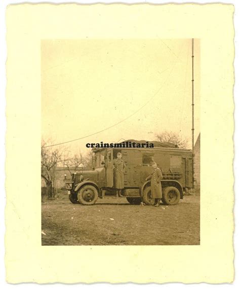 Orig Foto Soldaten Bei Funkwagen Nachrichten Lkw M Antenne Ebay