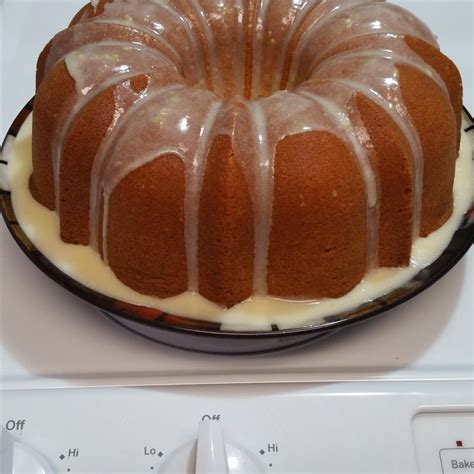 Lemon Buttermilk Pound Cake With Aunt Evelyn S Lemon Glaze Recipe