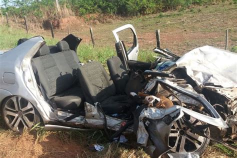 MidiaNews Acidente Grave Deixa Quatro Feridos Na Estrada Da Guia