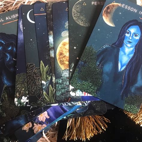 The Sacred Moon Goddess Oracle Deck ™ 40 Large Cards Matte Finish