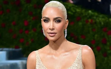 Kim Kardashian Shuts Down Claim She Ruined Marilyn Monroe S Dress