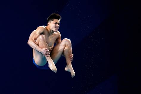 Osmar Olvera conquista medalla de bronce en trampolín de 3 metros del