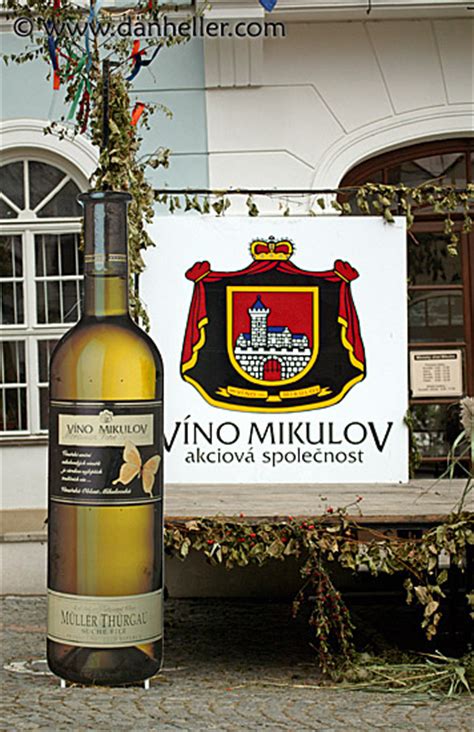 Mikulov Wine Sign