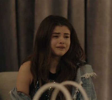 Selena Gomez Crying In 2024 Selena Gomez Crying Selena Gomez Selena