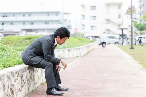 つらいときには人に会いたくない？ 「元気なふりをするのが面倒」との声も Sirabee