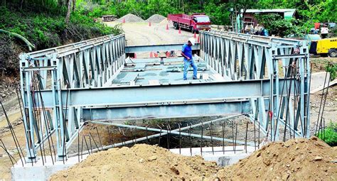 Instalación de puente en sector El Puma tiene un avance físico del 85