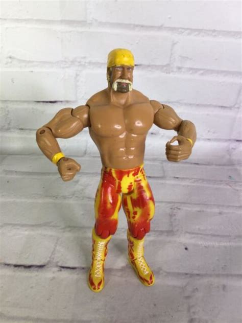 Jakks Pacific Wwe Hulk Hogan Still Rules Wrestling Action Figure Yellow